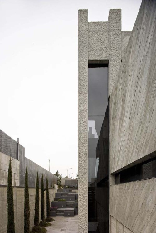 Open Box House By A Cero