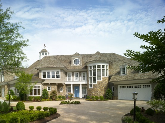 Shingle Style Family Vacantion Retreat House