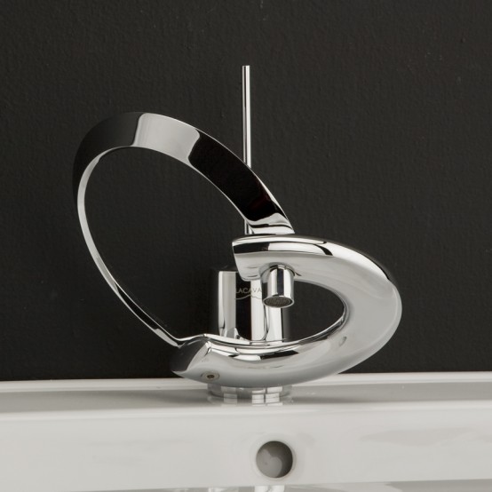 Modern Bathroom Faucets With Curved Levers – Embrace Lacava