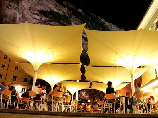 Sun Umbrella With LED Lights Tulip By MDT Tex