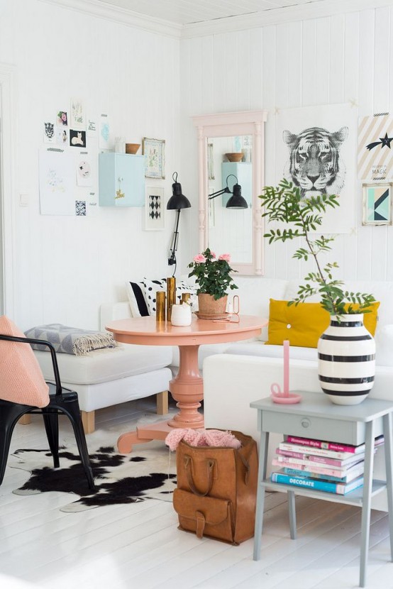 Affectionate Peach Accents In Home Decor