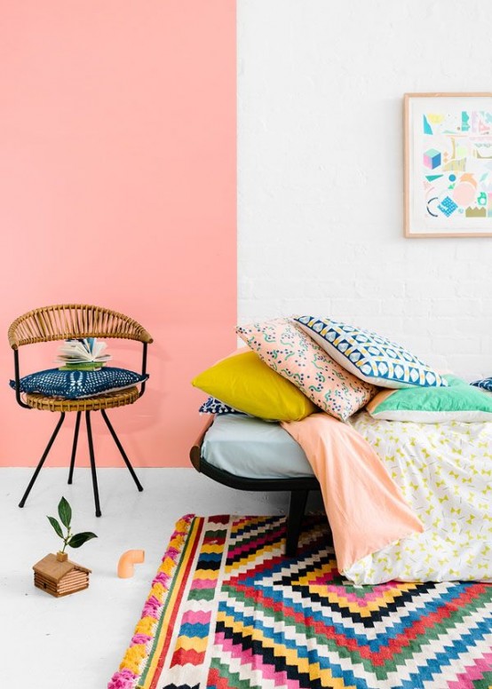 Affectionate Peach Accents In Home Decor