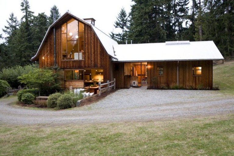 Amazing Barn Transformation Into A Modern House