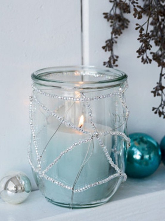 Amazing Christmas Candles And Decorations With Them