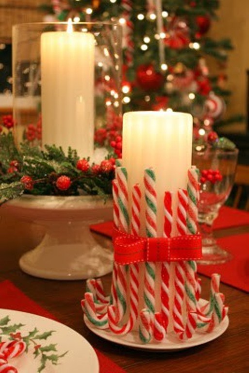 Amazing Christmas Candles And Decorations With Them