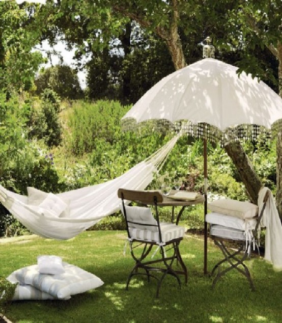 Amazing Outdoor Hammock