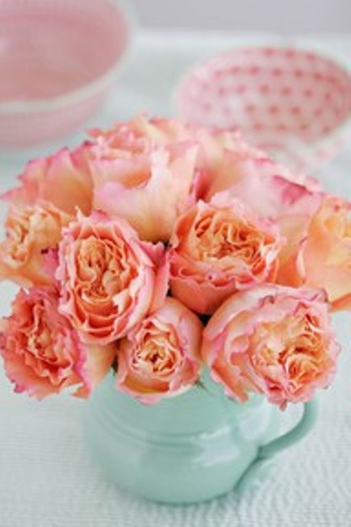 Amazing Valentine's Day Centerpieces