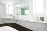 angular-bathroom-inspired-by-the-shape-of-ice-3