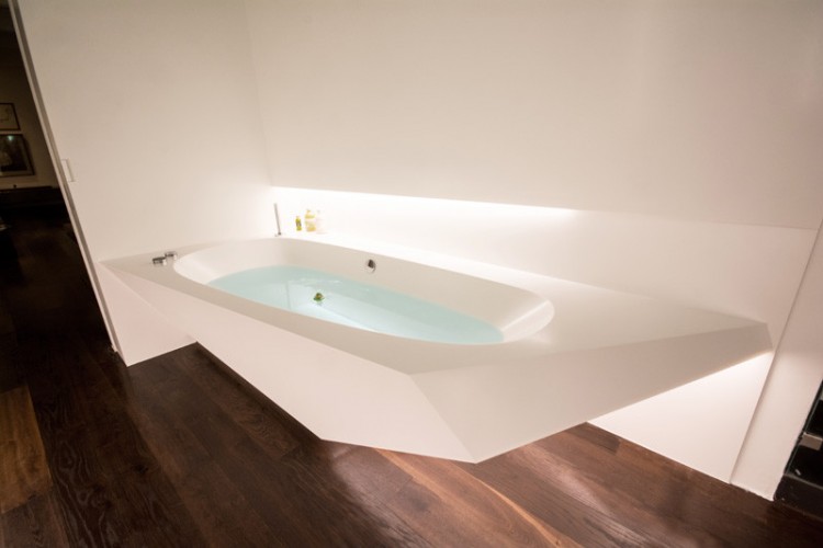 Awesome Angular Bathroom Design Inspired By The Shape Of Ice