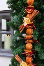 Aromatic Cinnamon Decor Ideas For Christmas