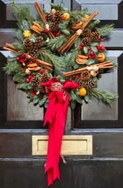 Aromatic Cinnamon Decor Ideas For Christmas