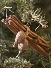 Aromatic Cinnamon Decor Ideas For Christmas