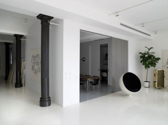 Artist Contemporary House Interior