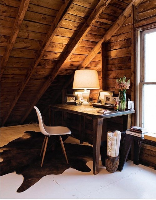 37 Cool Attic Home Office Design Inspirations - DigsDigs