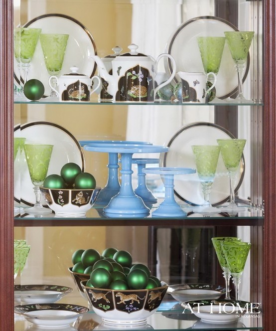 emerald Christmas ornaments in bowls are amazing to make the decor bolder and more holiday-like