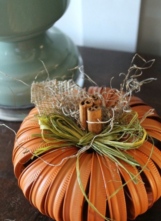 26 Awesome Faux Pumpkin Ideas For Fall Home Décor - DigsDigs