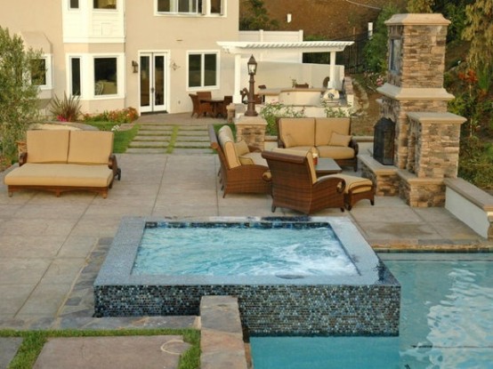 Awesome Garden Hot Tubs