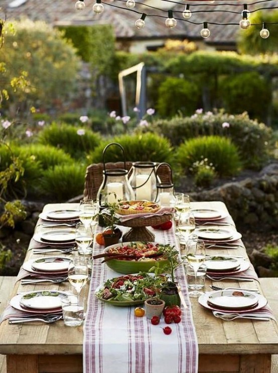 Awesome Midsummer Table Settings