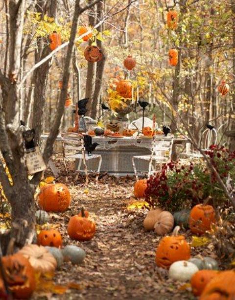 Awesome Outdoor Halloween Party Ideas