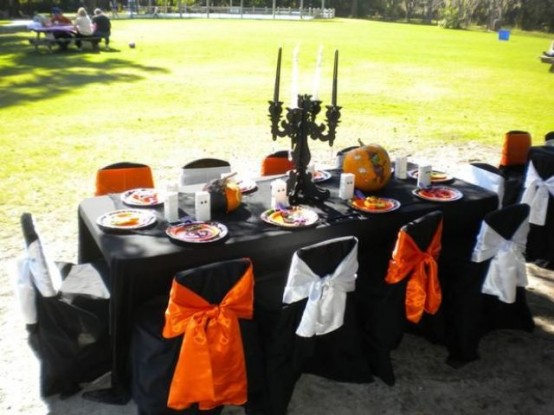 Awesome Outdoor Halloween Party Ideas