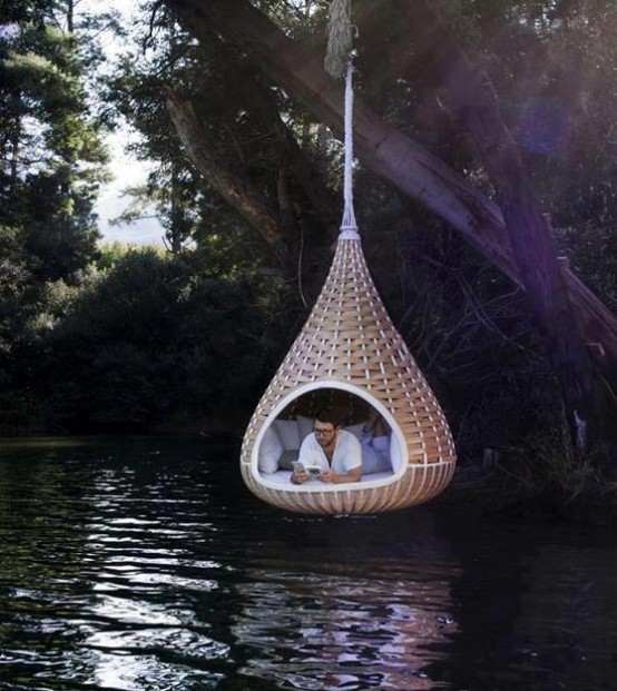 33 Awesome Outdoor Hanging Chairs - DigsDigs