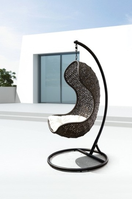 Awesome Outdoor Hanging Chairs
