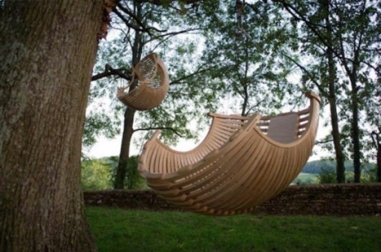 Awesome Outdoor Hanging Chairs
