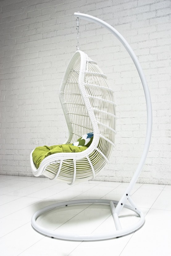 Awesome Outdoor Hanging Chairs