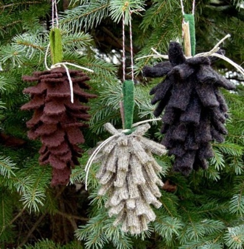 Don't like natural pinecones? Make felt ornaments shaped like them and hang on a Christmas tree.