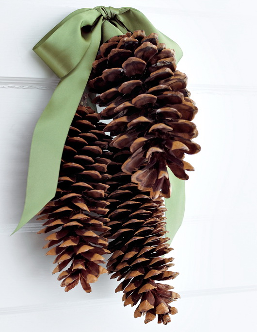 55 Awesome Outdoor And Indoor Pinecone Decorations For 