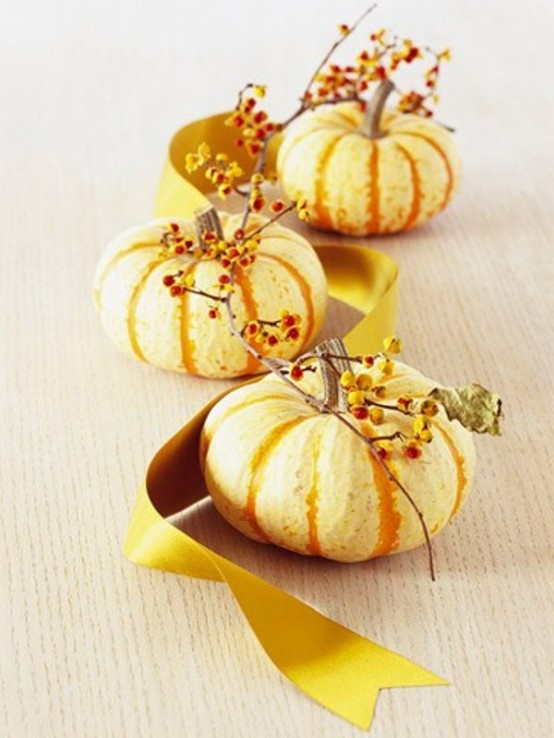 65 Awesome Pumpkin Centerpieces For Fall And Halloween Table
