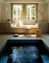 Bahtroom With A Large Pool Like Tub
