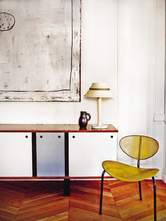 Barcelona Apartment With MidCentury Designer's Furniture DigsDigs