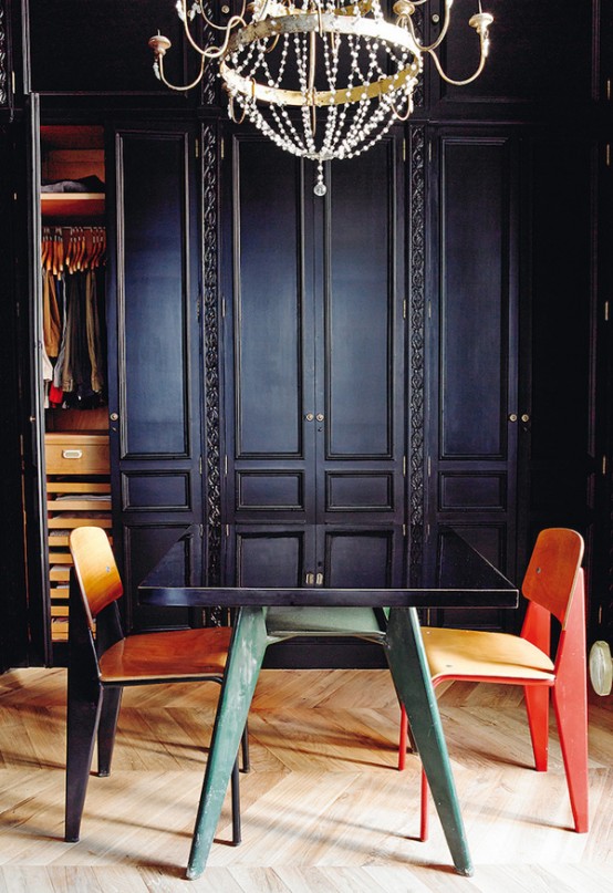 Barcelona Apartment With MidCentury Designer's Furniture DigsDigs