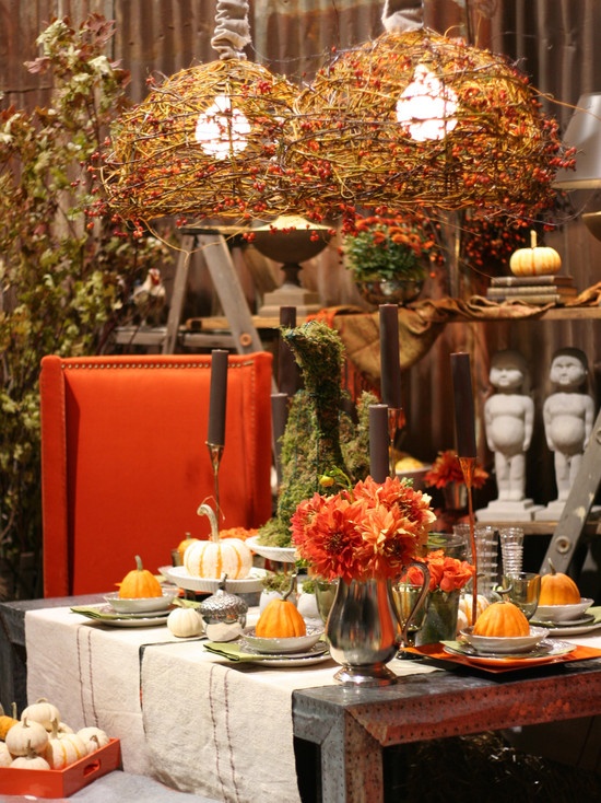 30 Beautiful And Cozy Fall Dining Room Décor Ideas - DigsDigs