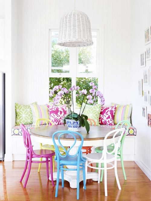 Beautiful And Cozy Nooks By The Window