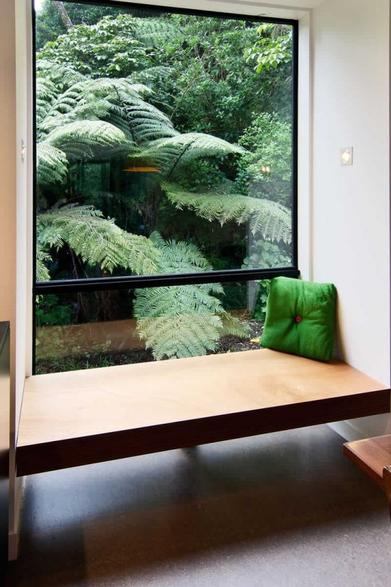 Beautiful And Cozy Nooks By The Window