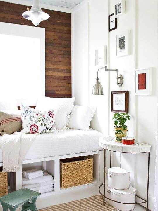 Beautiful And Cozy Nooks By The Window