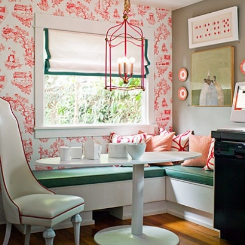 Beautiful And Cozy Nooks By The Window