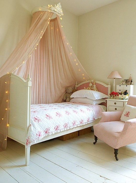 40 Beautiful And Cute Shabby Chic Kids Room Designs - DigsDigs