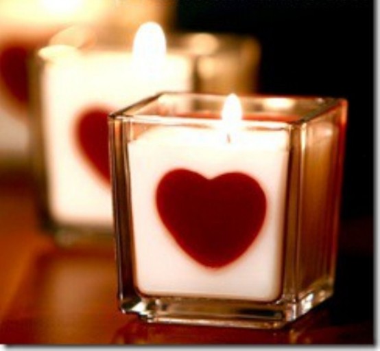 Beautiful And Romantic Candles For Valentine's Day