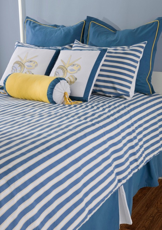A nautical bedding set is one of those things that could help to add a sea vibe to any bedroom design.