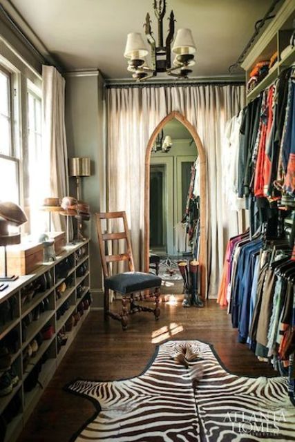 Beautiful Vintage Closets Youll Never Want To Leave