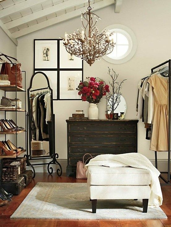 Beautiful Vintage Closets Youll Never Want To Leave