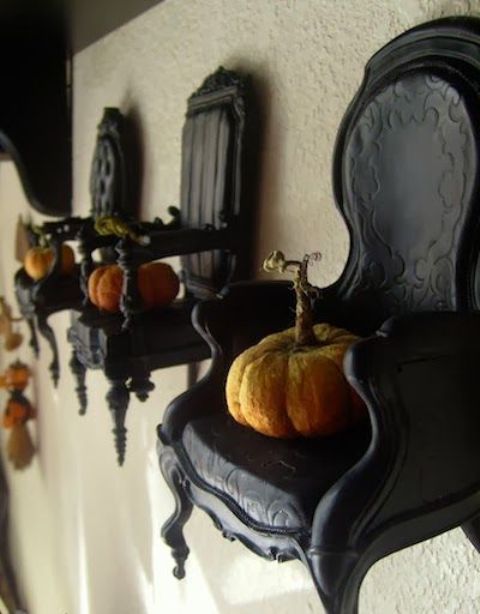 35 Beautiful Vintage Halloween Décor Ideas , DigsDigs