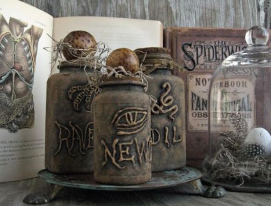 35 Beautiful Vintage Halloween Decor Ideas Digsdigs