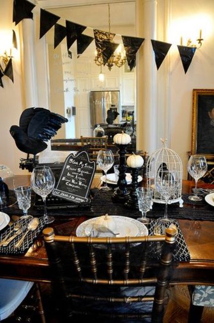 35 Beautiful Vintage Halloween Decor Ideas Digsdigs