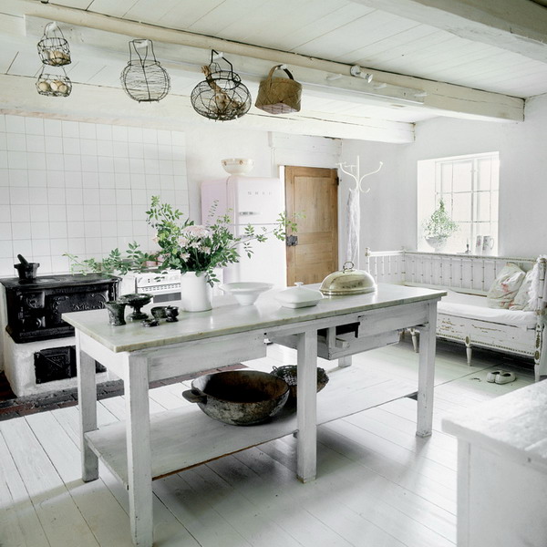 Beautiful White Vintage House In Sweden