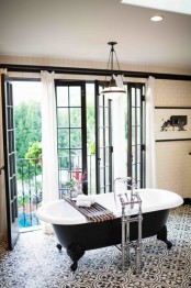Black And White Bathroom Design With A Retro Vibe