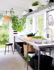 Black And White Orangery To Enjoy The Nature